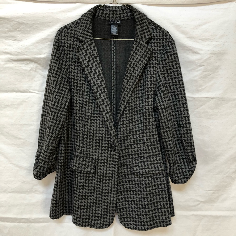 Black and Gray Blazer